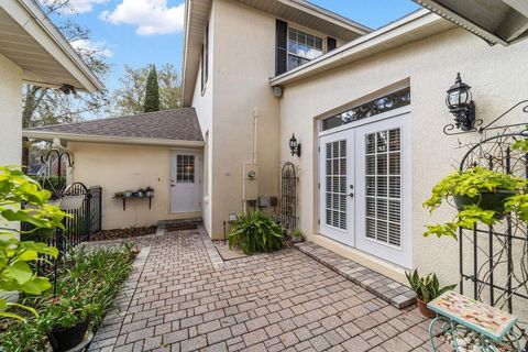 Tiny photo for 905 SE 12th Street, Ocala, FL 34471 (MLS # OM720321)