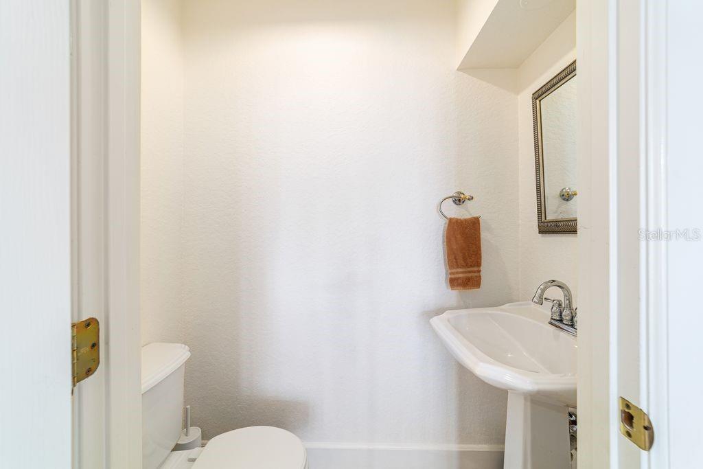 GLENVIEW - Residential