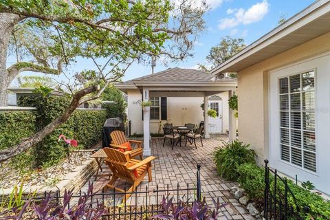 Tiny photo for 905 SE 12th Street, Ocala, FL 34471 (MLS # OM720321)