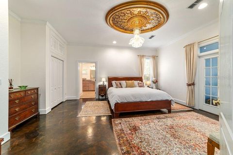 Tiny photo for 905 SE 12th Street, Ocala, FL 34471 (MLS # OM720321)