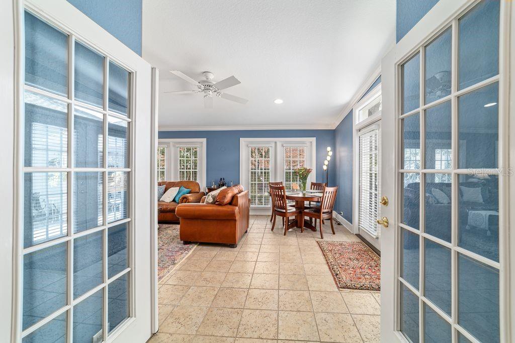 GLENVIEW - Residential