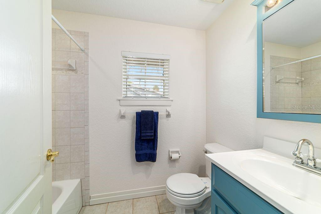 GLENVIEW - Residential