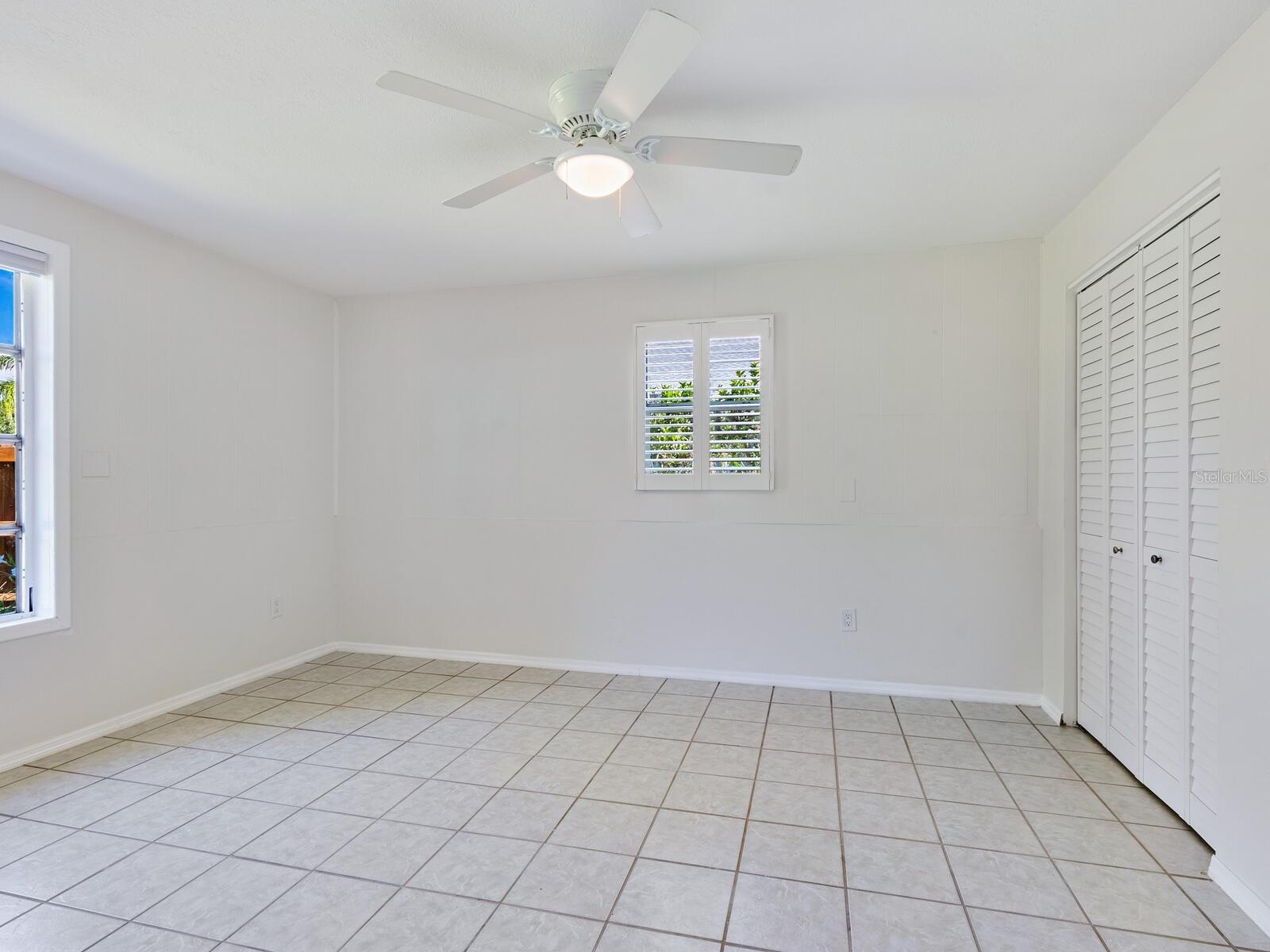 PHILLIPPI LAKE - Residential
