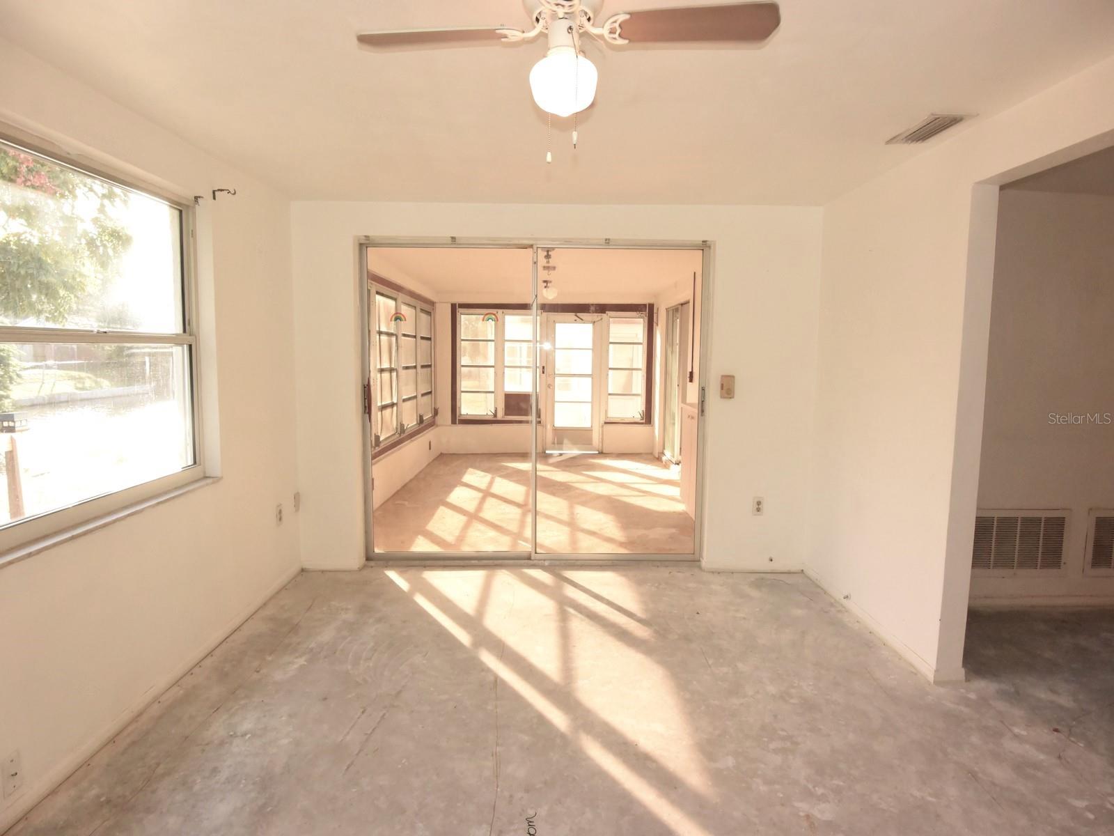 BEACON SQUARE - Residential