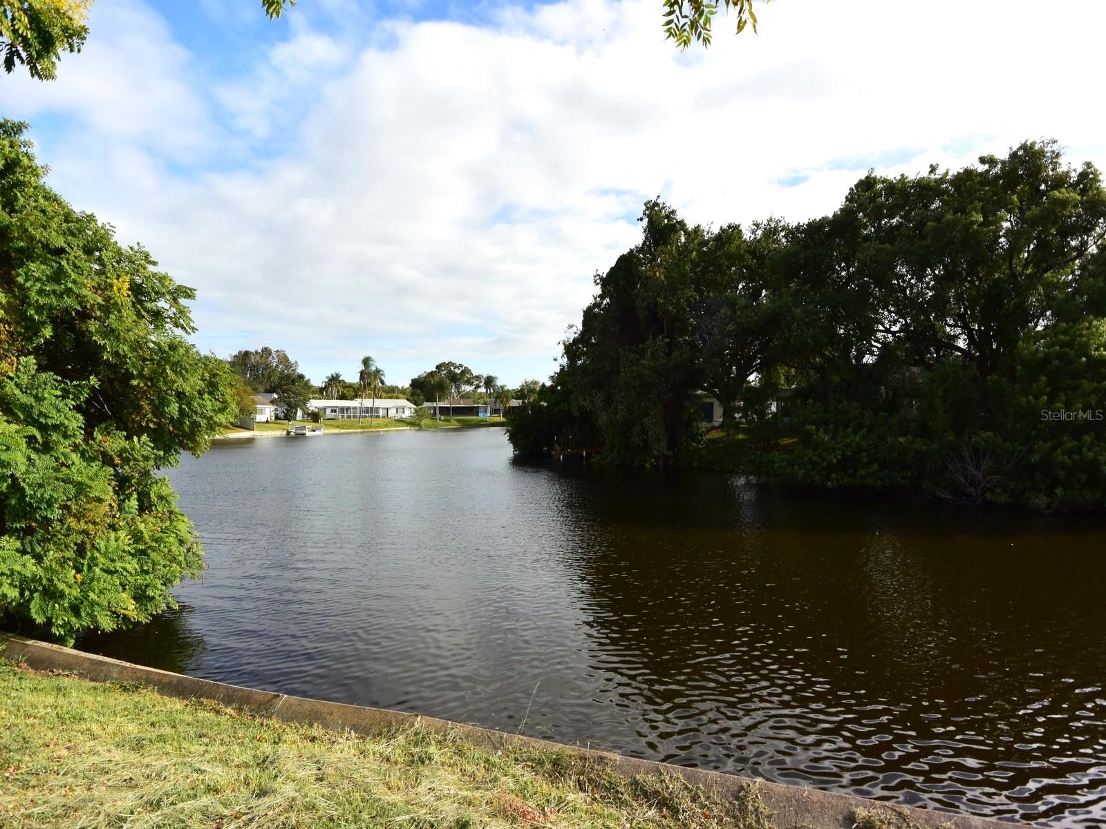 BEACON SQUARE - Residential