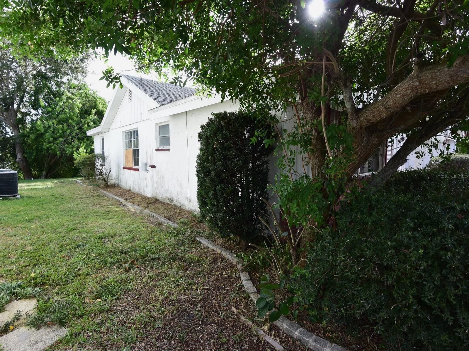 BEACON SQUARE - Residential