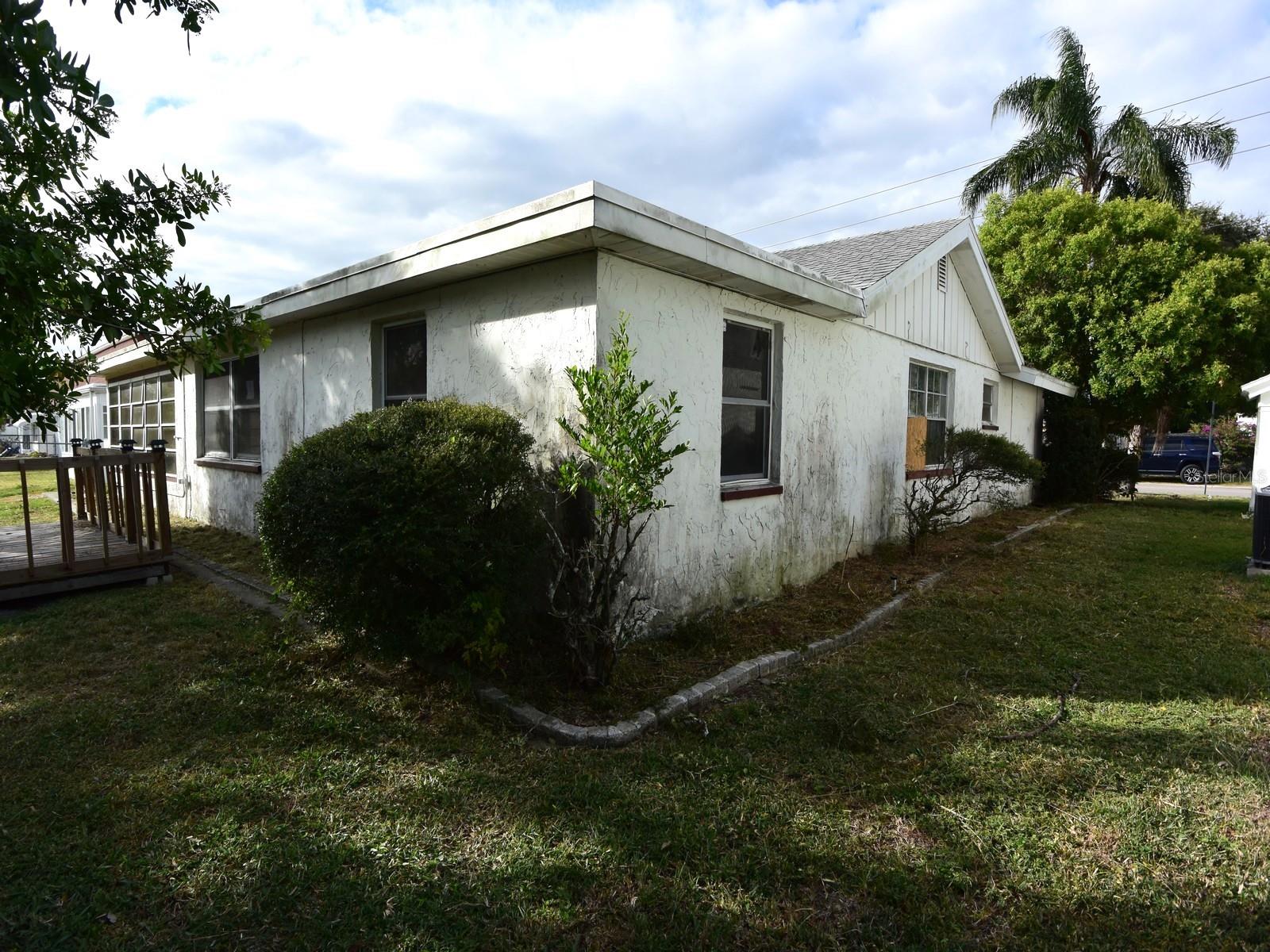 BEACON SQUARE - Residential