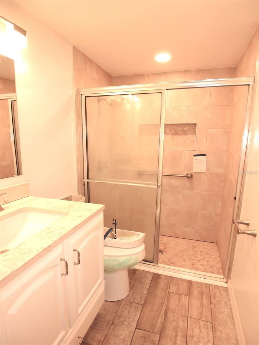 BEACON SQUARE - Residential