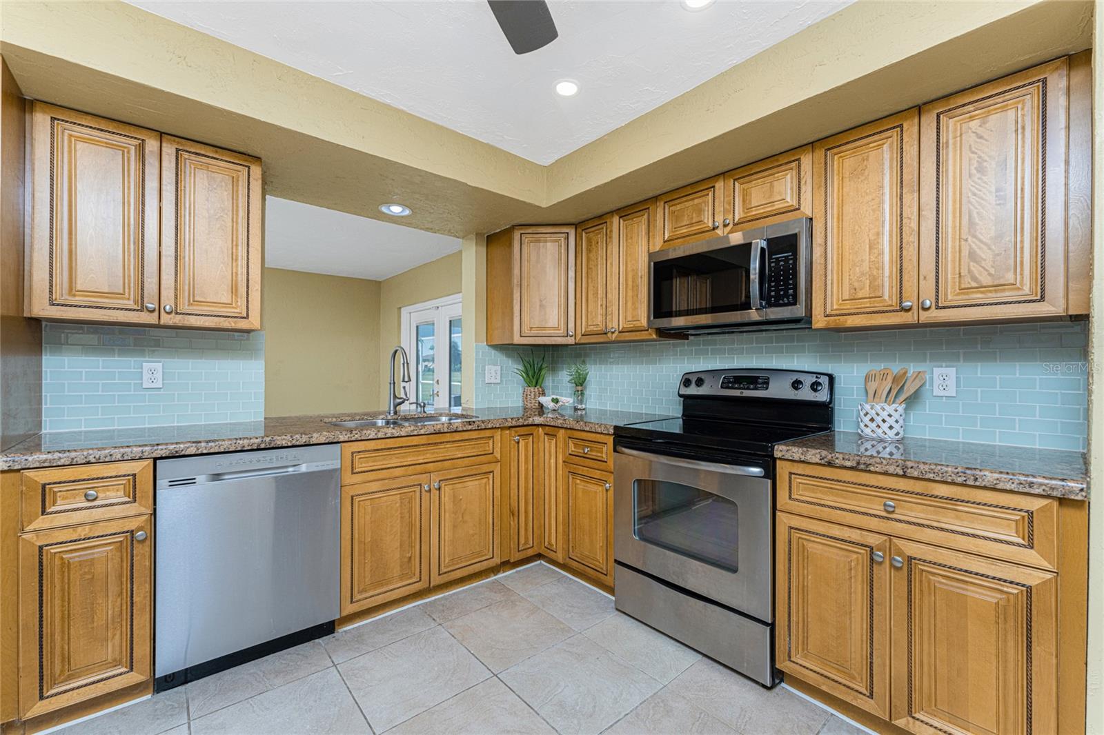 ROTONDA WEST OAKLAND HILLS - Residential