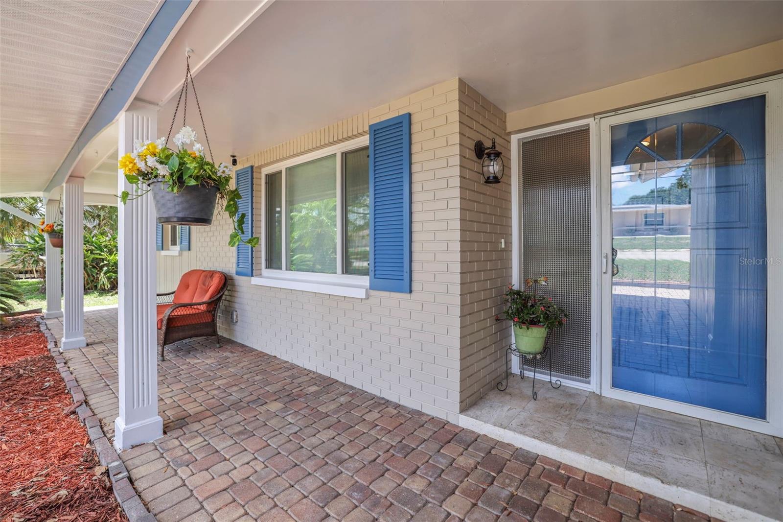 5761 COLONIAL DRIVE