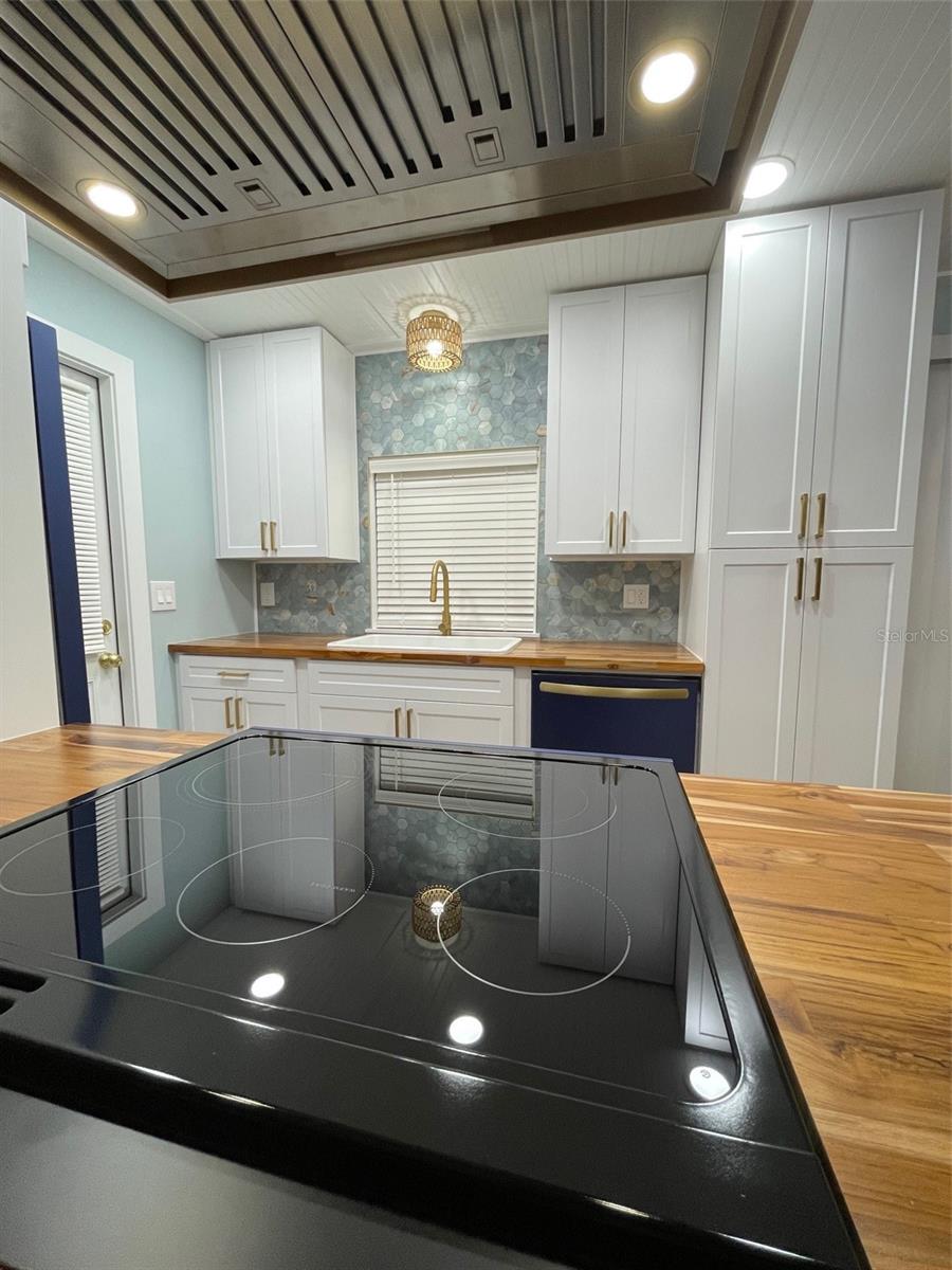 GEORGE MOODY SUB - Residential