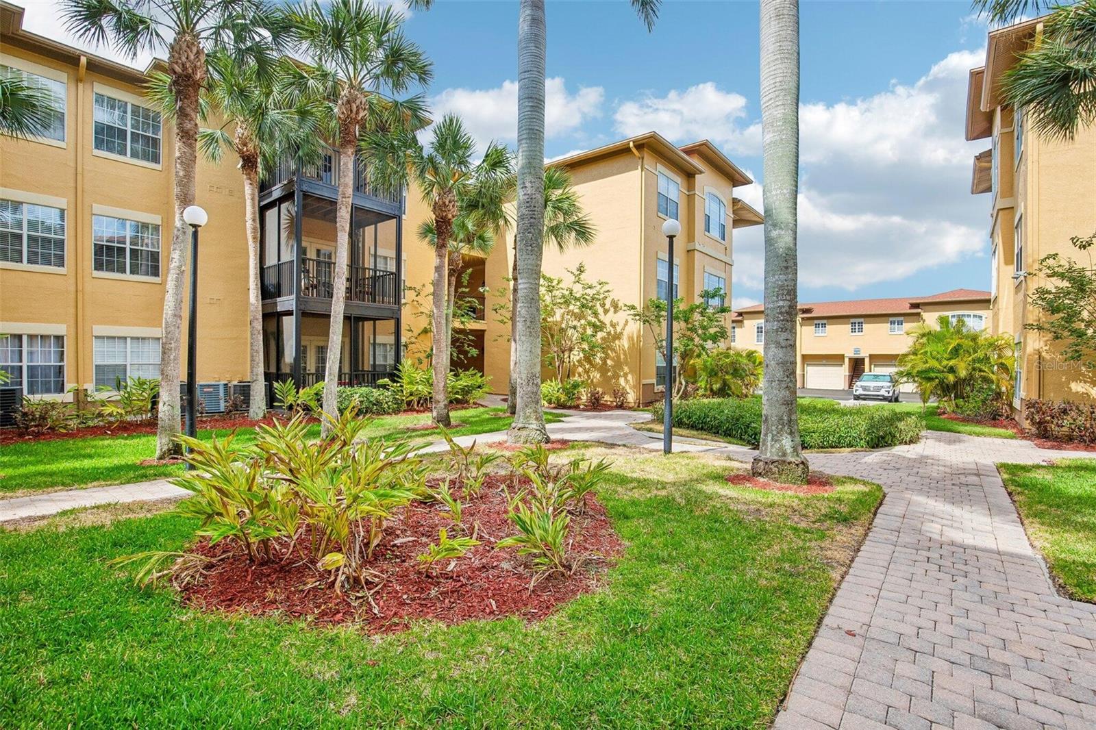 4333 BAYSIDE VILLAGE DRIVE 322