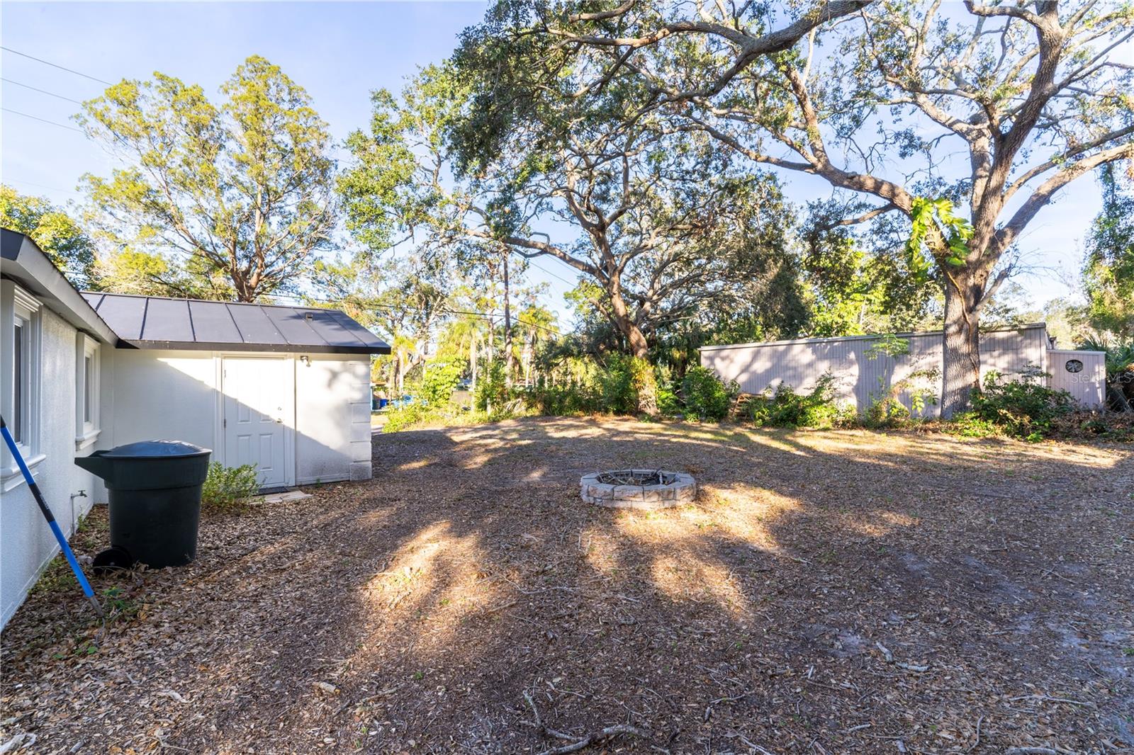 1395 DAVIS ROAD