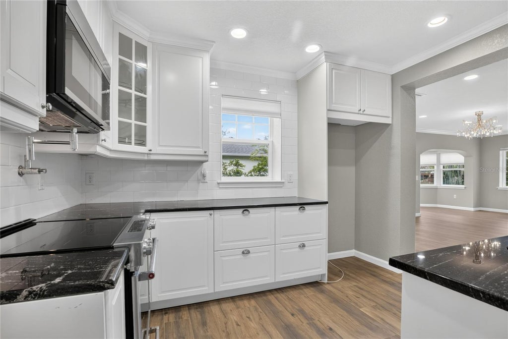 Photo of 10 Broad Street, Winter Garden, FL 34787 (MLS # O6452138)