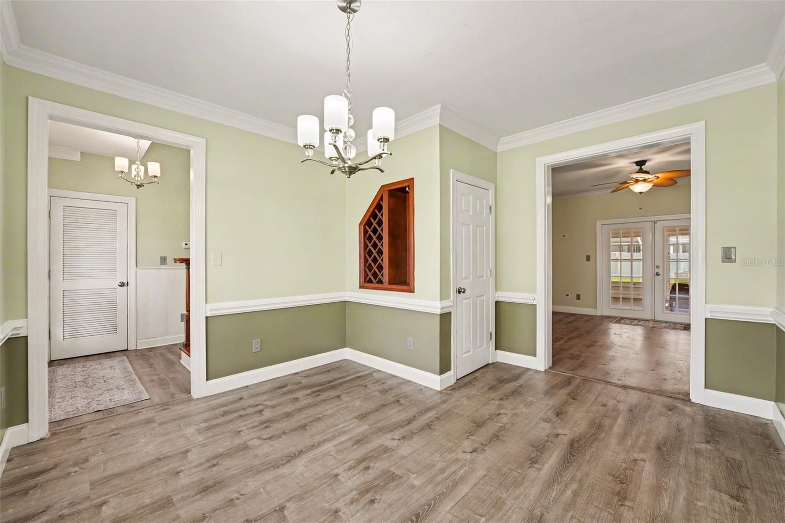 100 SYLVANA COURT