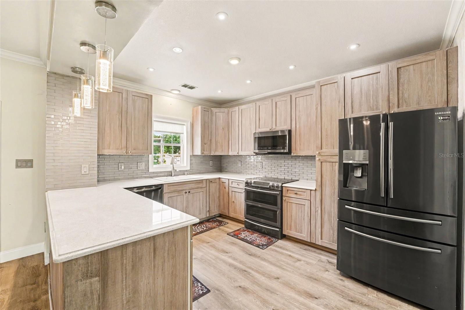 100 SYLVANA COURT