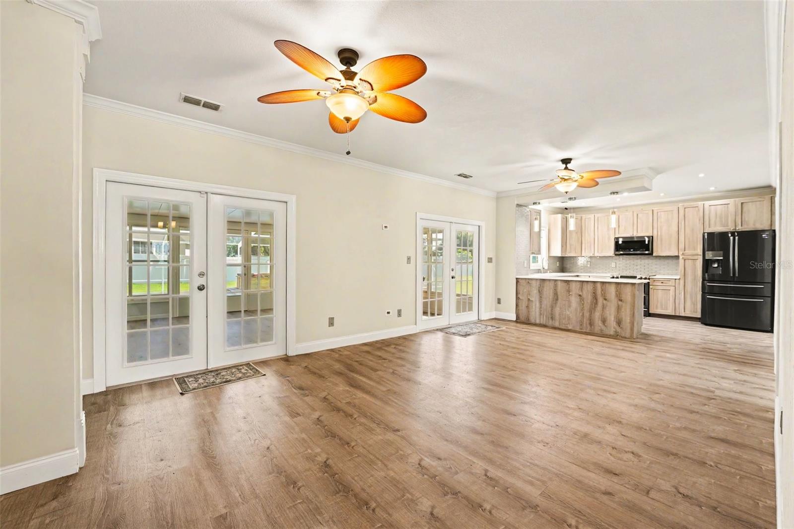 100 SYLVANA COURT