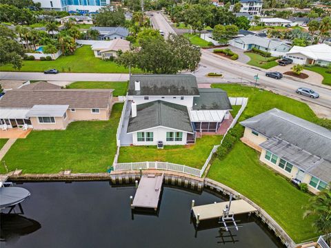 Photo of 4000 14th Way NE, St Petersburg, FL 33703 (MLS # TB8520991)