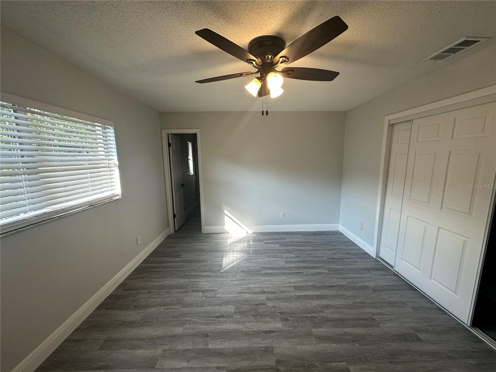 SIGNAL HILL - Residential