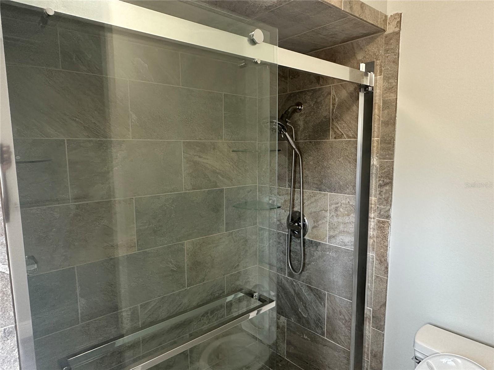 SIGNAL HILL - Residential