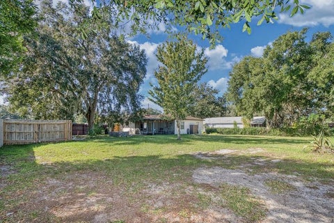 Tiny photo for 2010 Vine St, Leesburg, FL 34748 (MLS # G5119592)