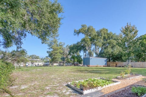Tiny photo for 2010 Vine St, Leesburg, FL 34748 (MLS # G5119592)