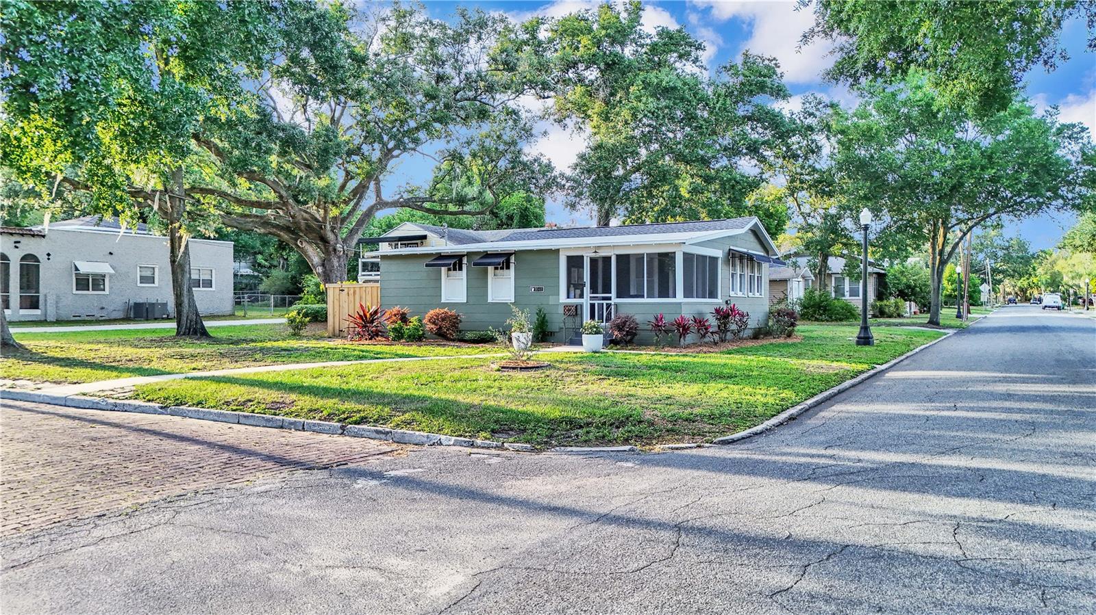 CALVIN & OVERSTREETS ADD - Residential