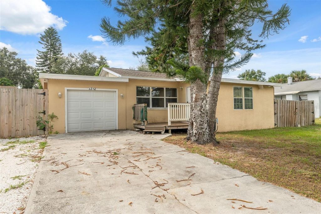 Photo of 1312 E Tarpon Avenue, Tarpon Springs, FL 34689 (MLS # TB8433627)