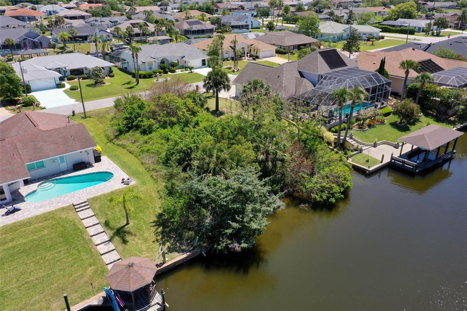 PALM COAST SEC 04 - Land