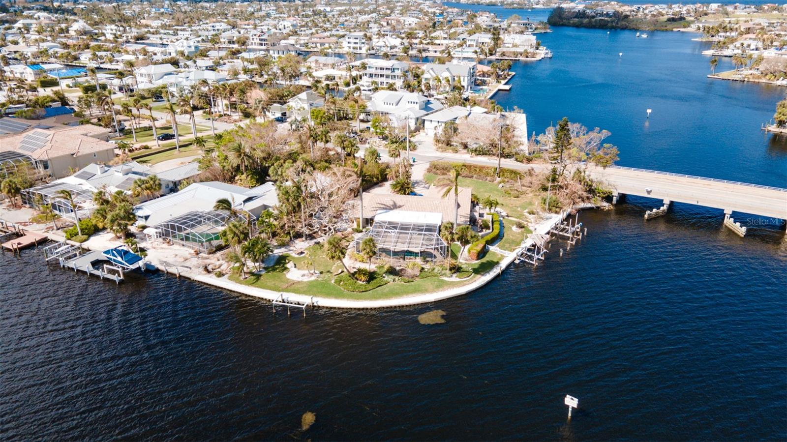 KEY ROYALE 1ST ADD - Land