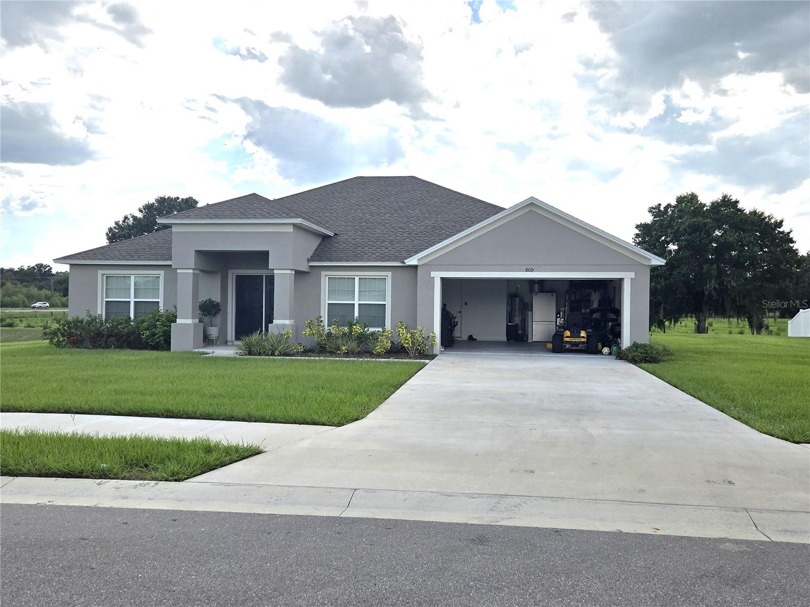 ESTATES AT SIXTY - Residential