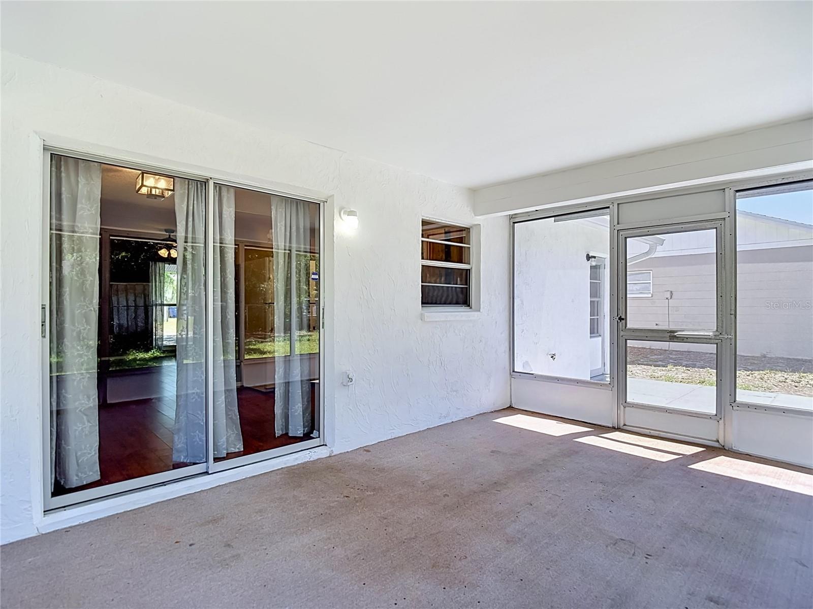 SEVEN SPGS HOMES - Residential