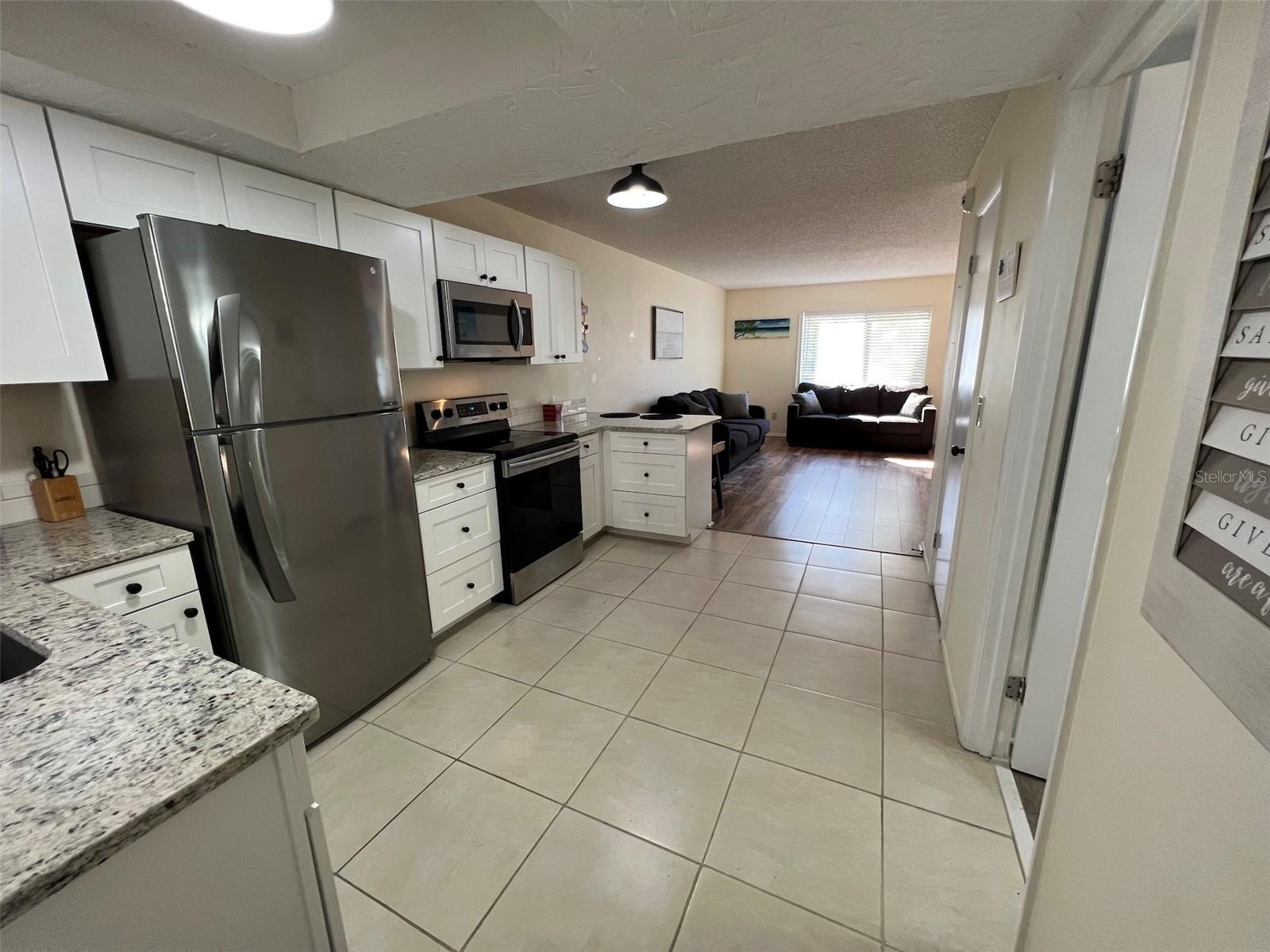 GLEN OAKS GARDEN APTS 2 - Residential