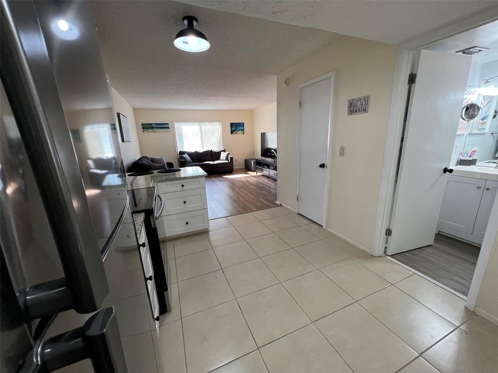 GLEN OAKS GARDEN APTS 2 - Residential