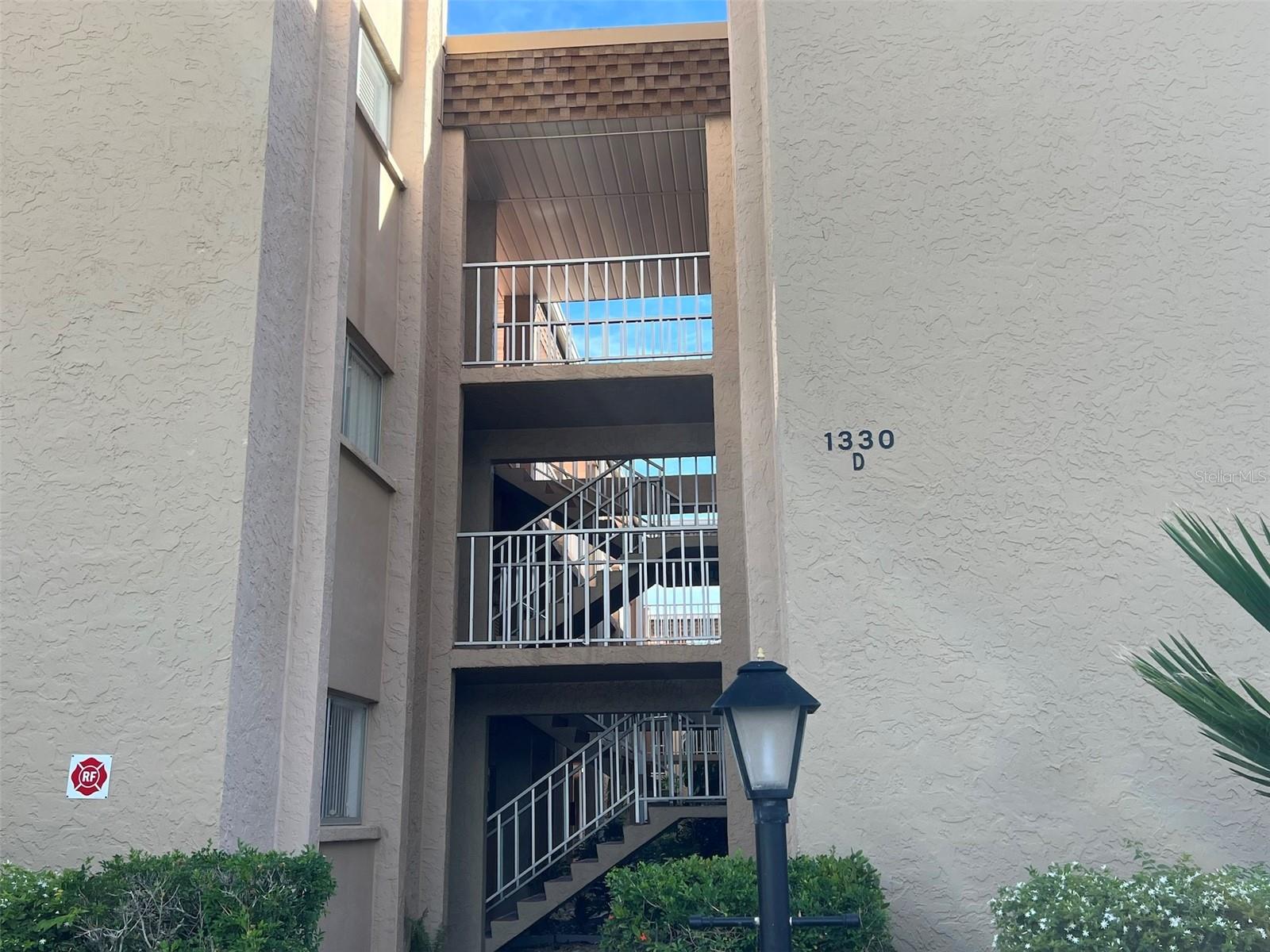 GLEN OAKS GARDEN APTS 2 - Residential