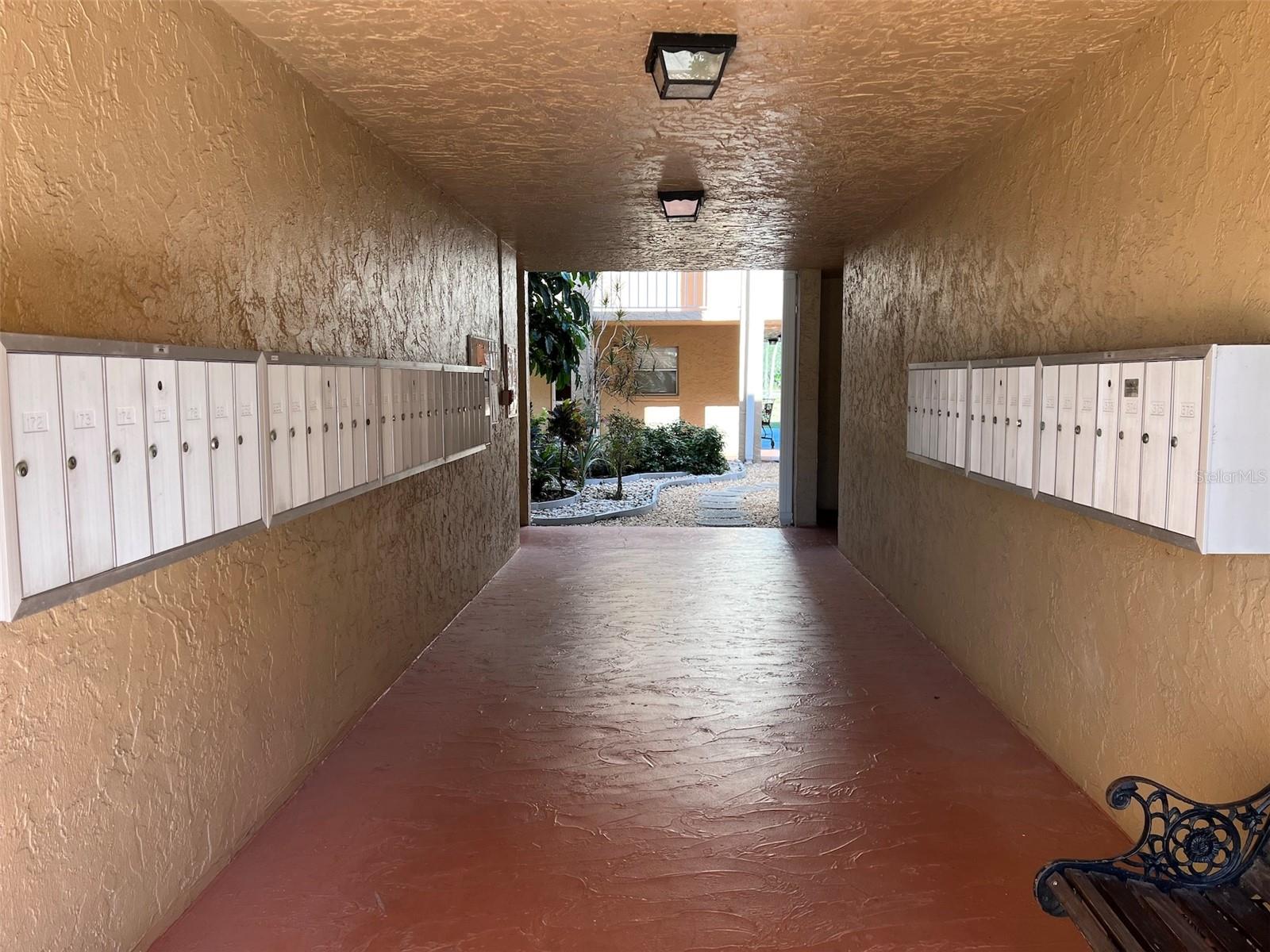 GLEN OAKS GARDEN APTS 2 - Residential