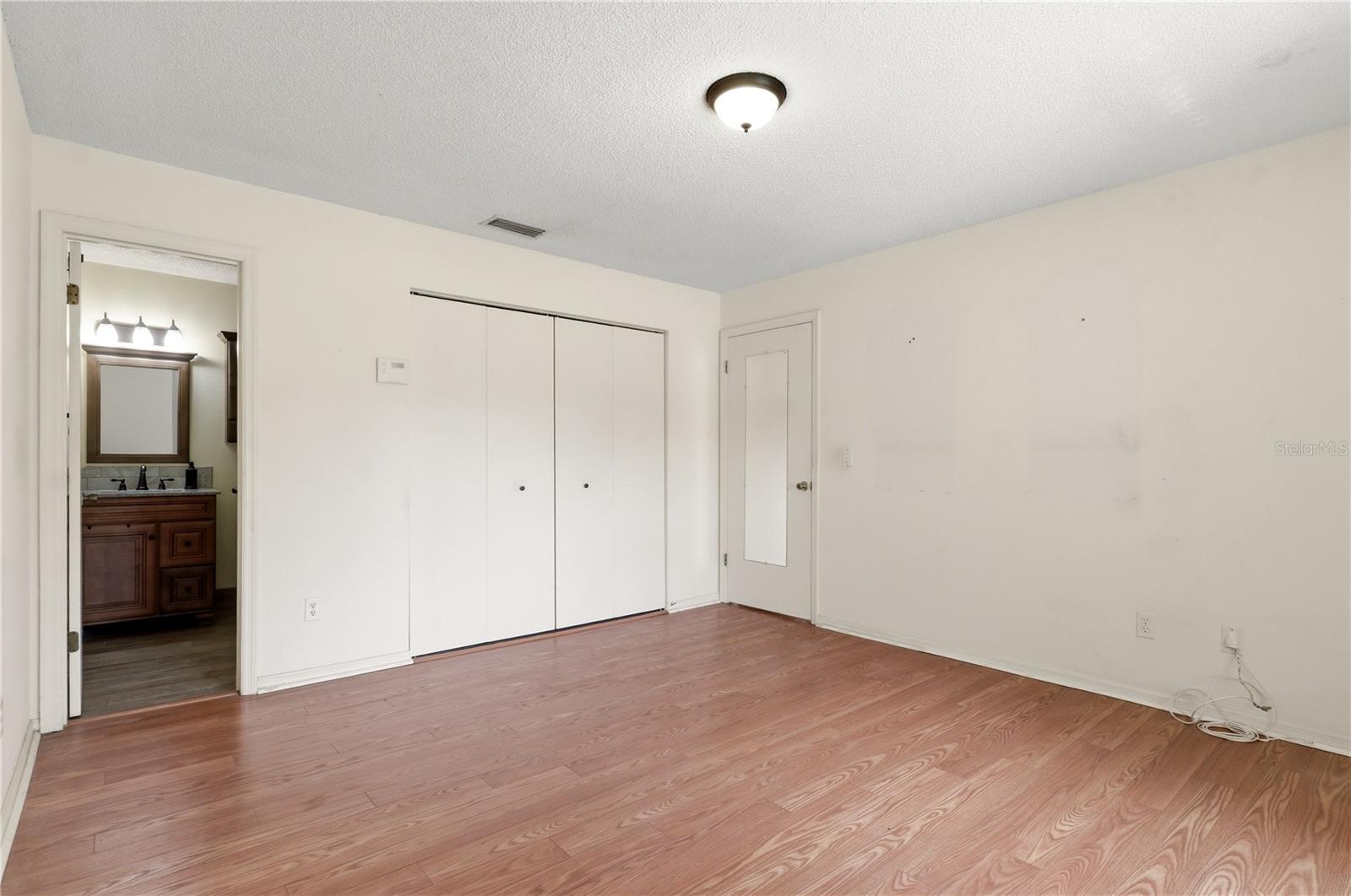 SILVER SPGS SHORES UN 16 - Residential