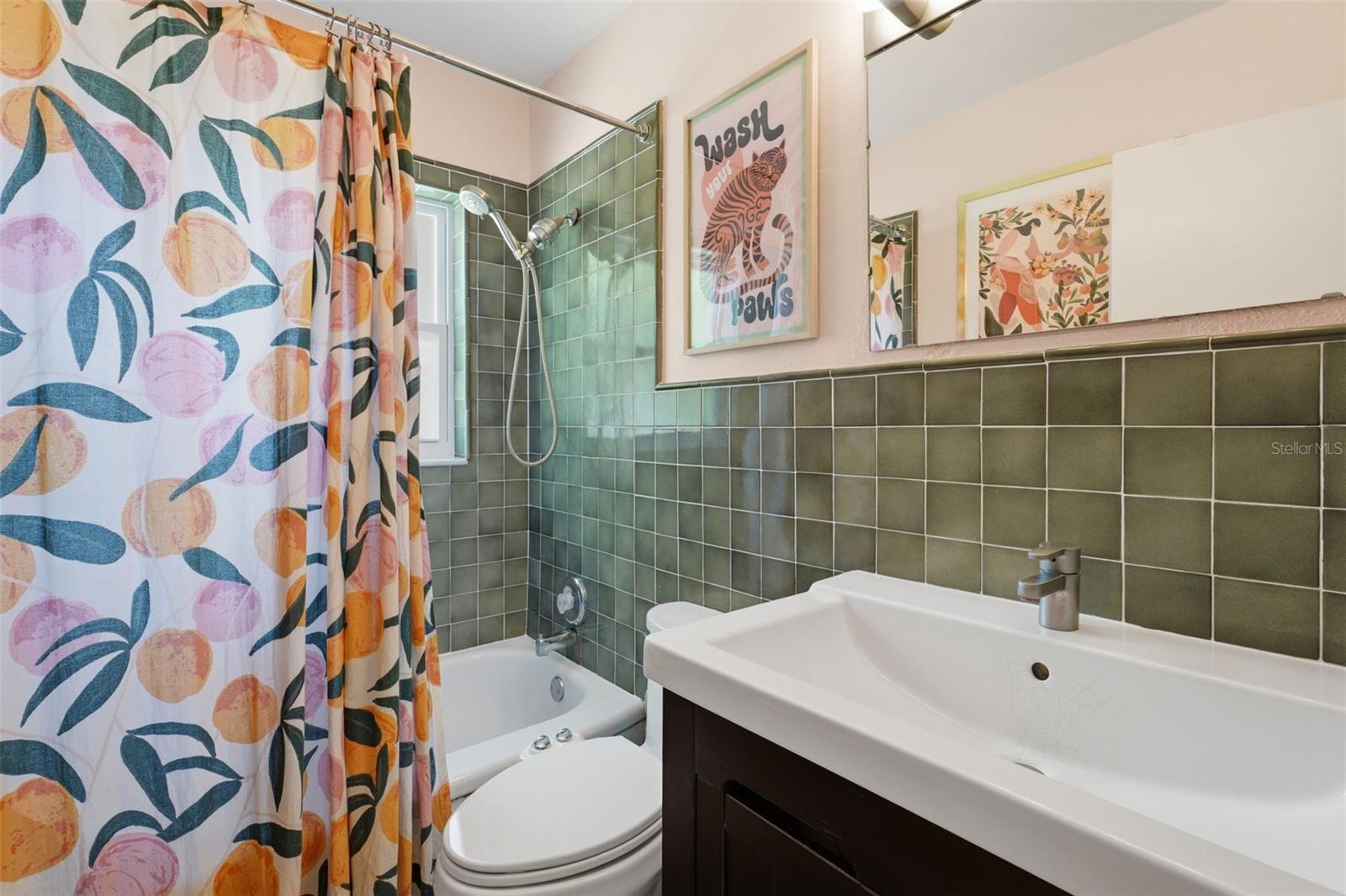 BAY VISTA PARK REP 1ST ADD REP OF BLK 5 - Residential