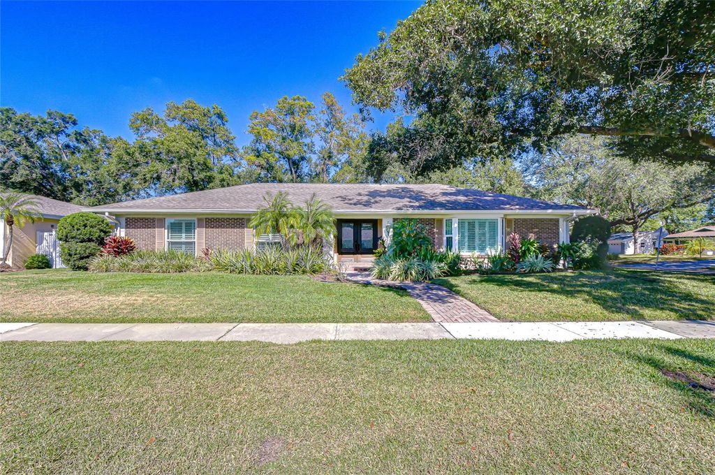 Photo of 10901 Juniperus Place, Tampa, FL 33618 (MLS # TB8459833)