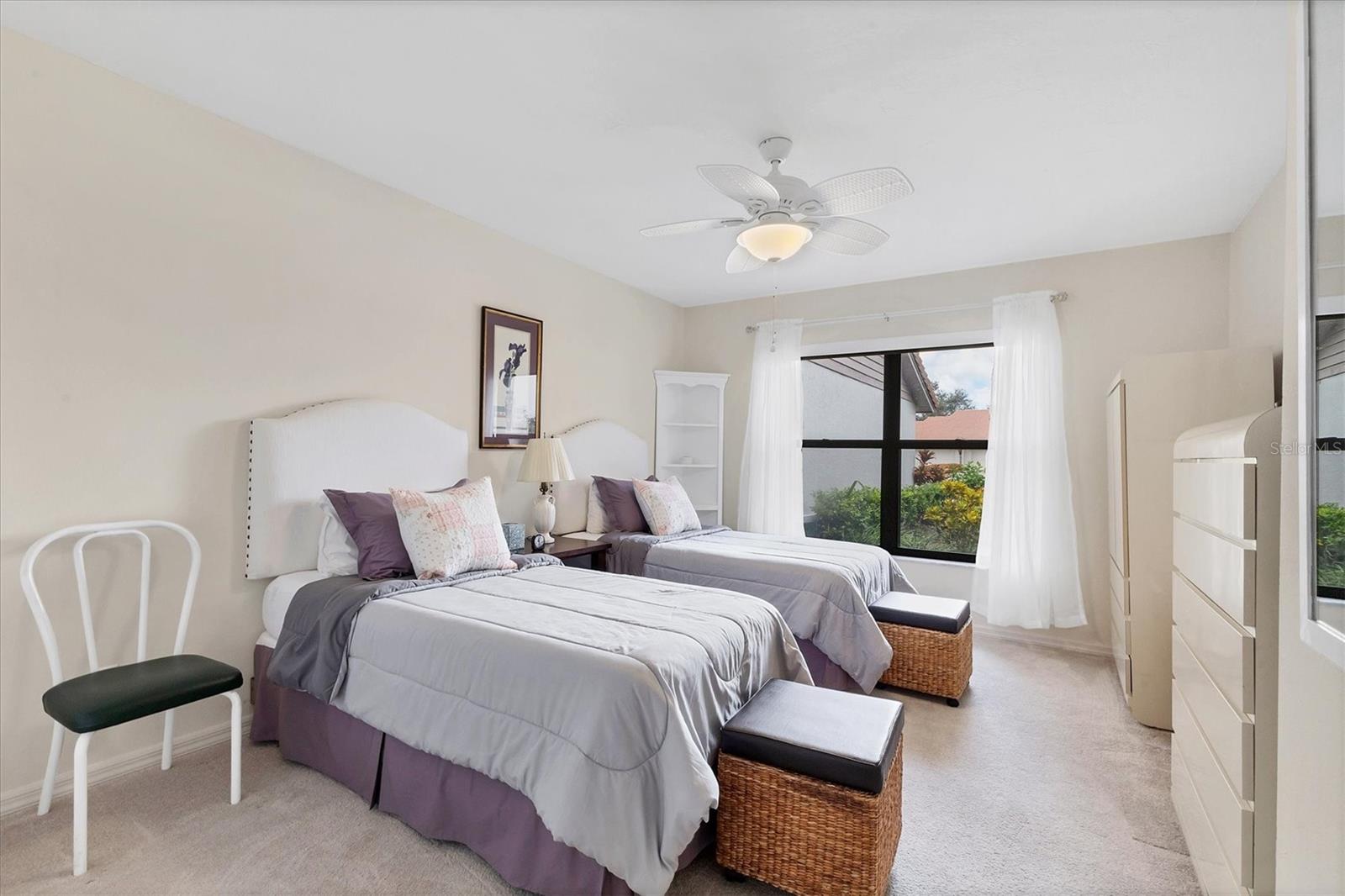 LAKESHORE VILLAGE - Residential Lease