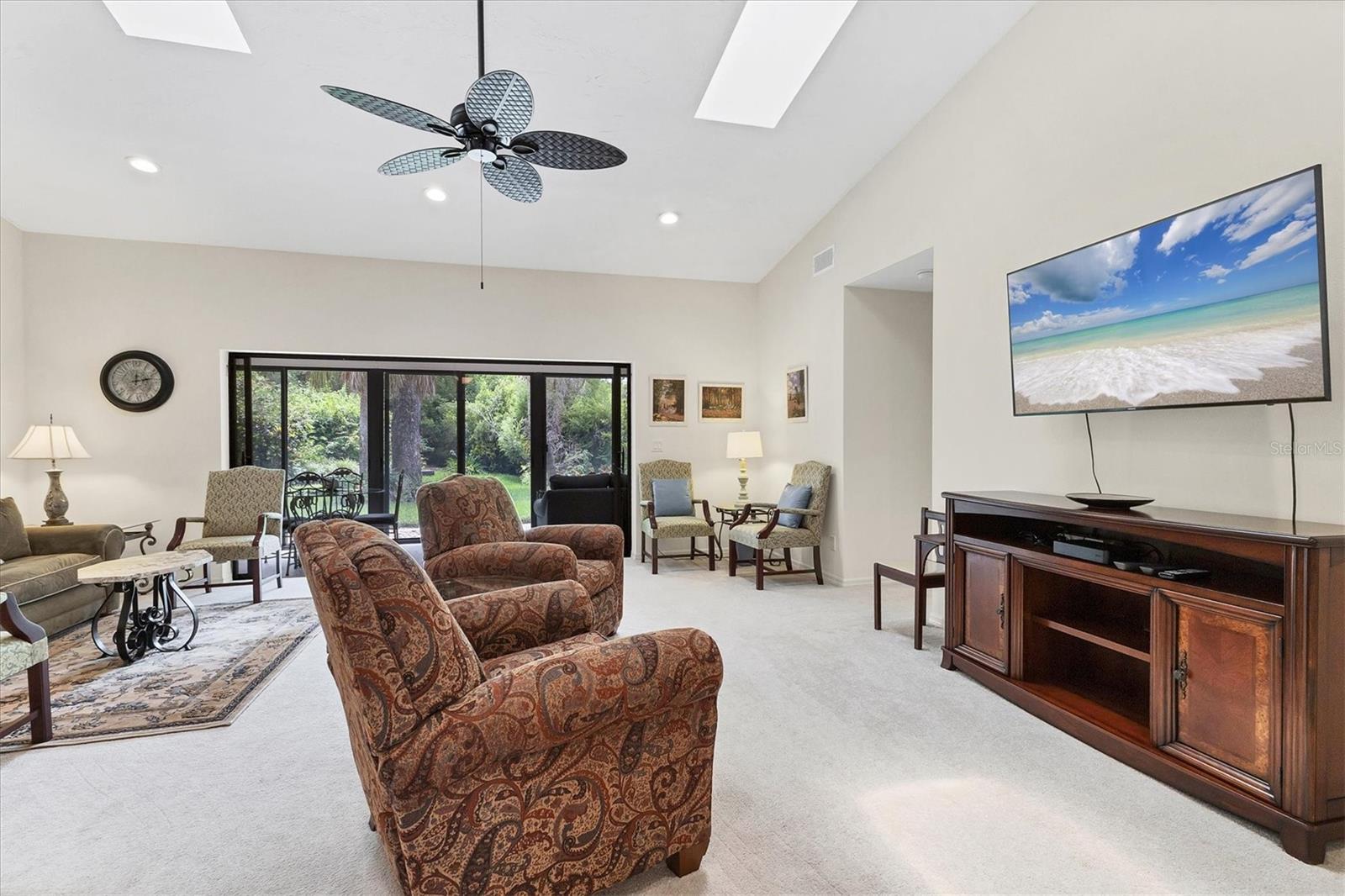 LAKESHORE VILLAGE - Residential Lease