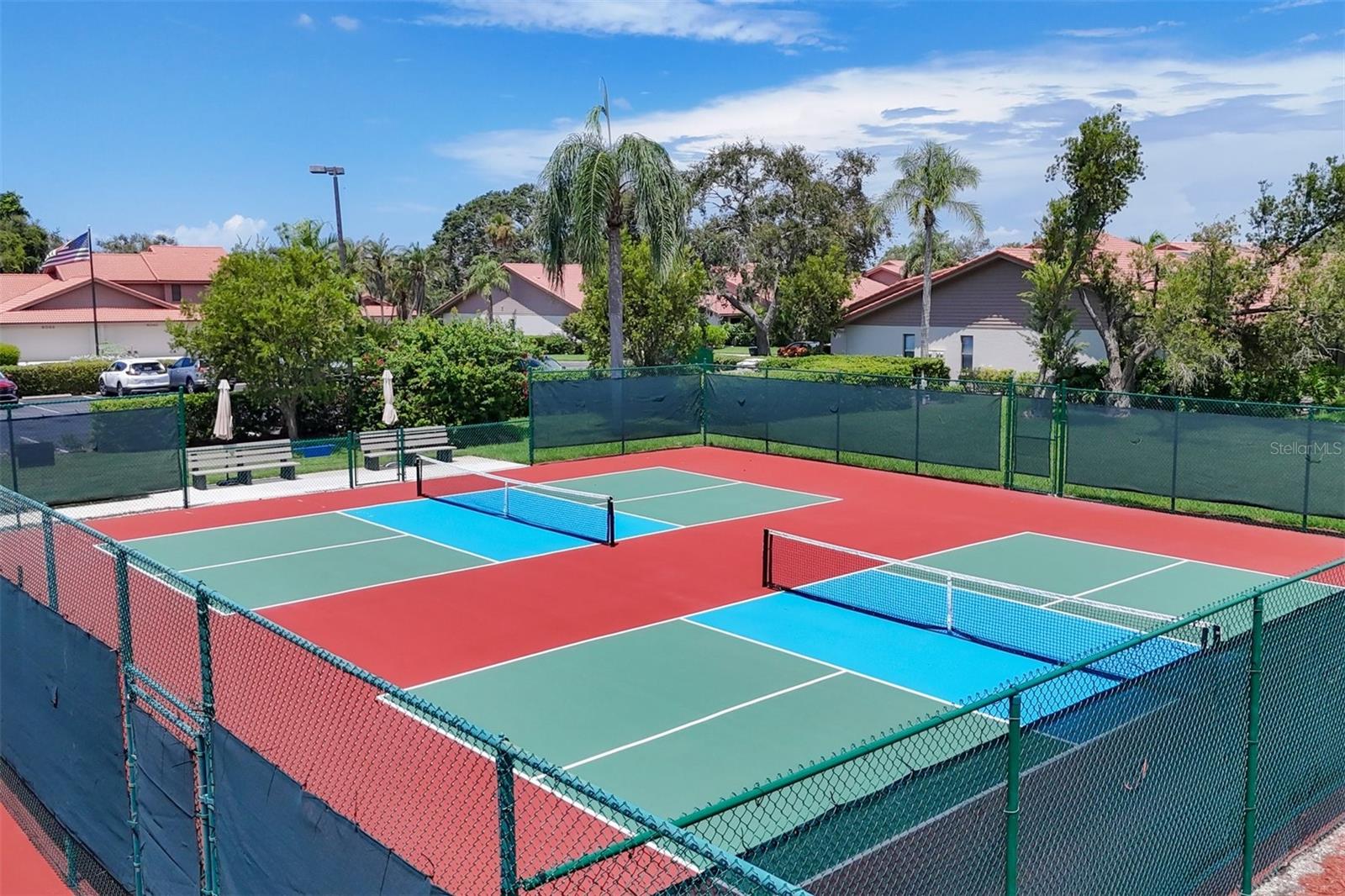 LAKESHORE VILLAGE - Residential Lease