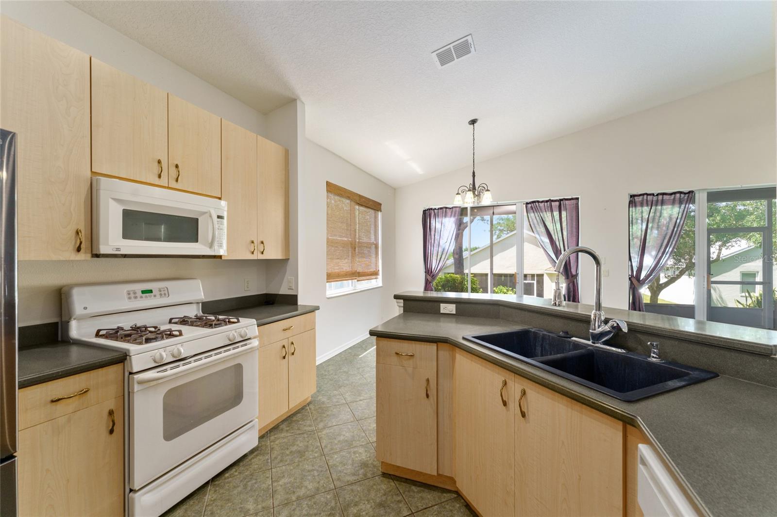 777 SUMMIT GREENS BOULEVARD