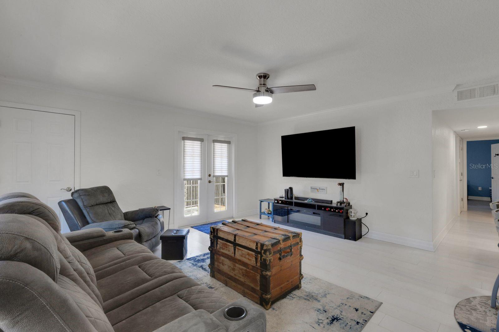 VICTORIA PALMS CONDO - Residential