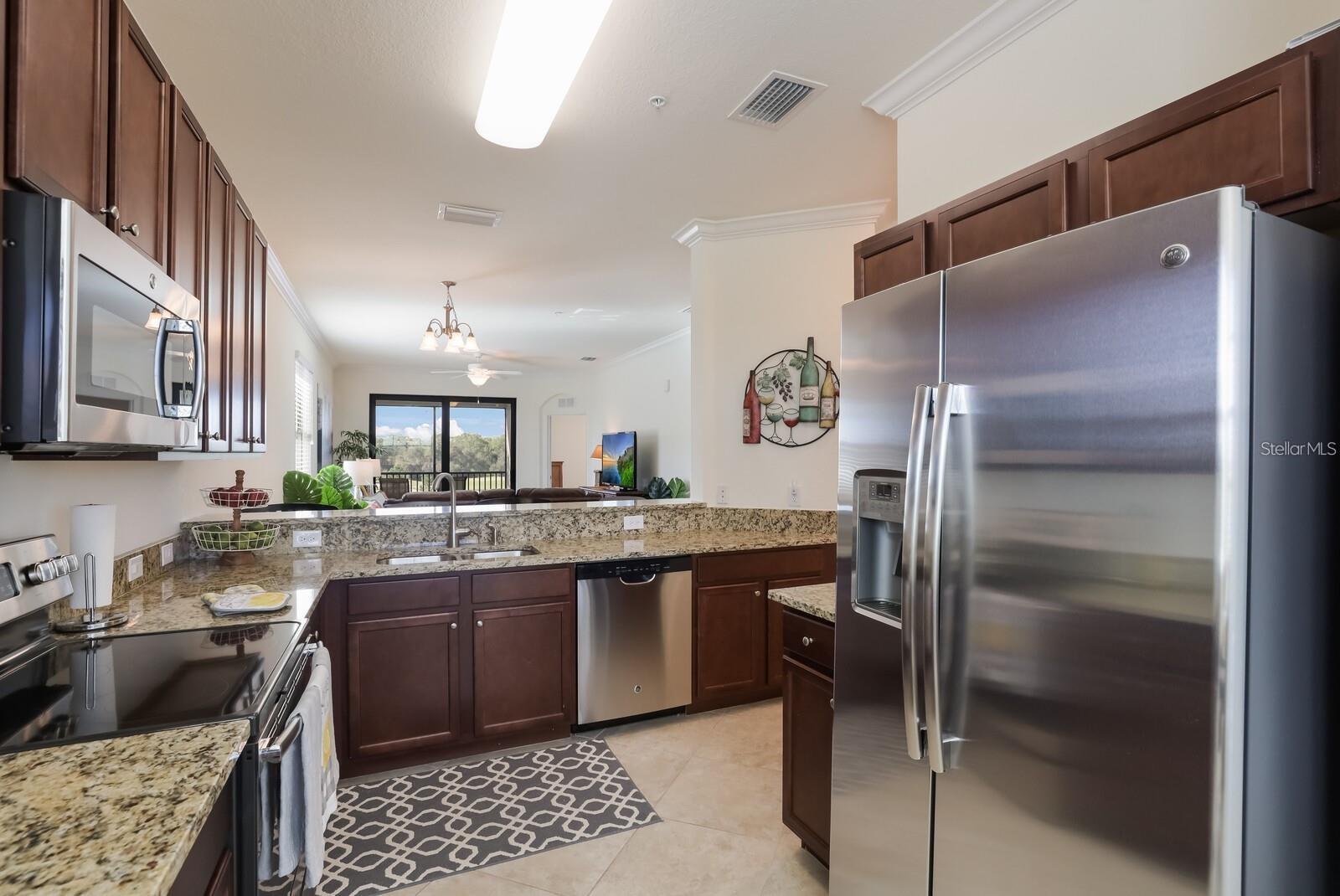 TERRACE I AT LAKEWOOD NATIONAL PH 1 - Residential Lease