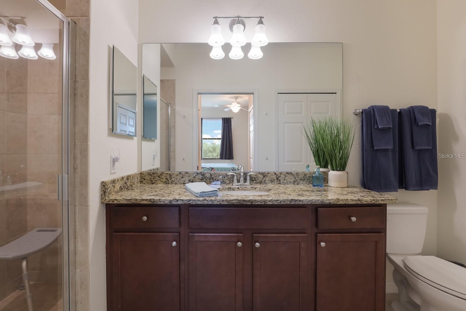 TERRACE I AT LAKEWOOD NATIONAL PH 1 - Residential Lease