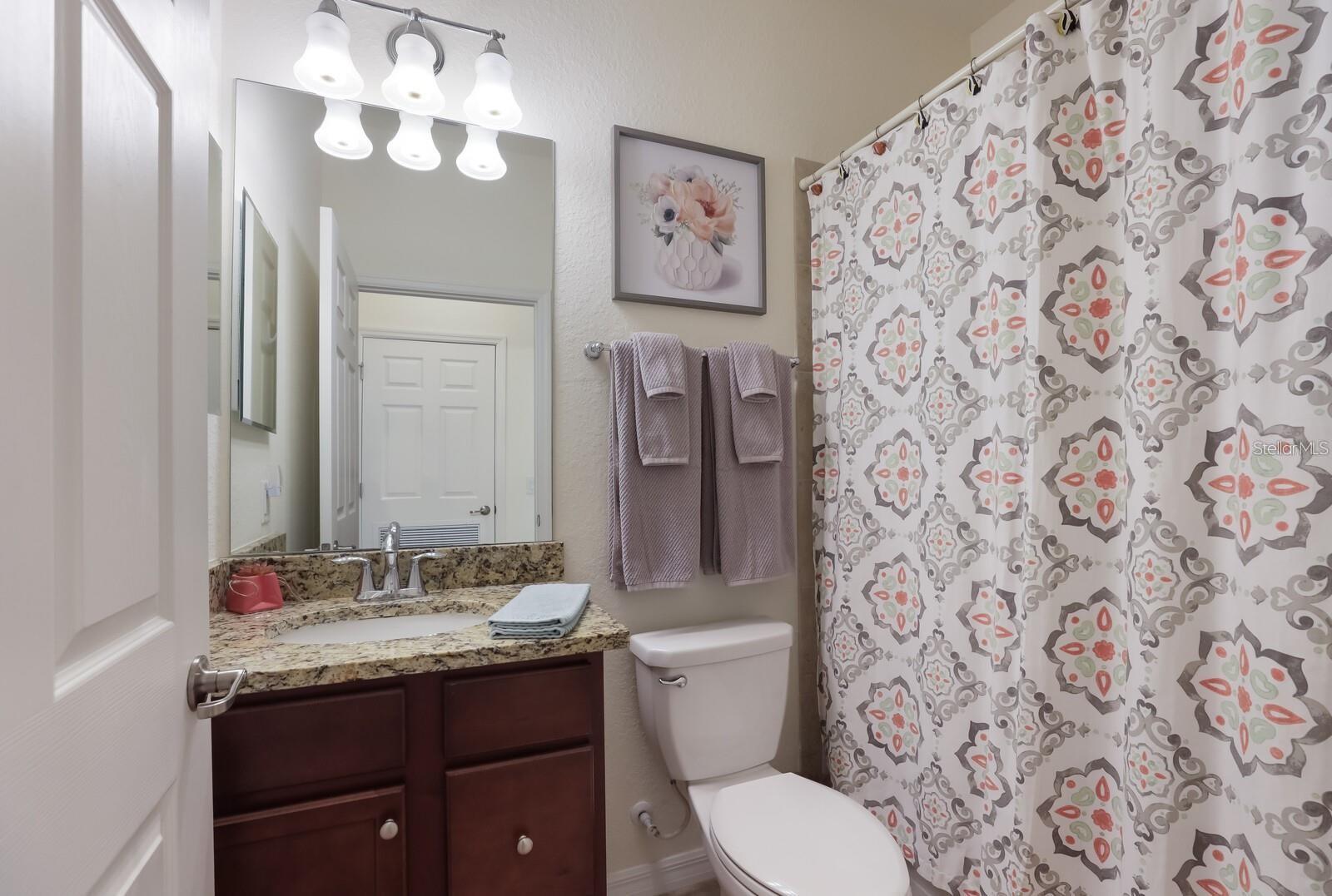 TERRACE I AT LAKEWOOD NATIONAL PH 1 - Residential Lease