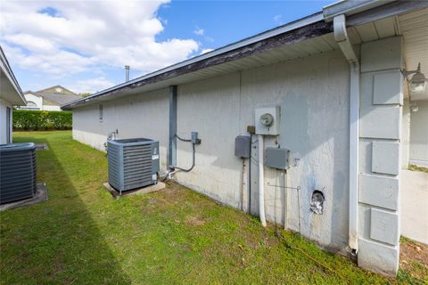 A home in WINTER HAVEN