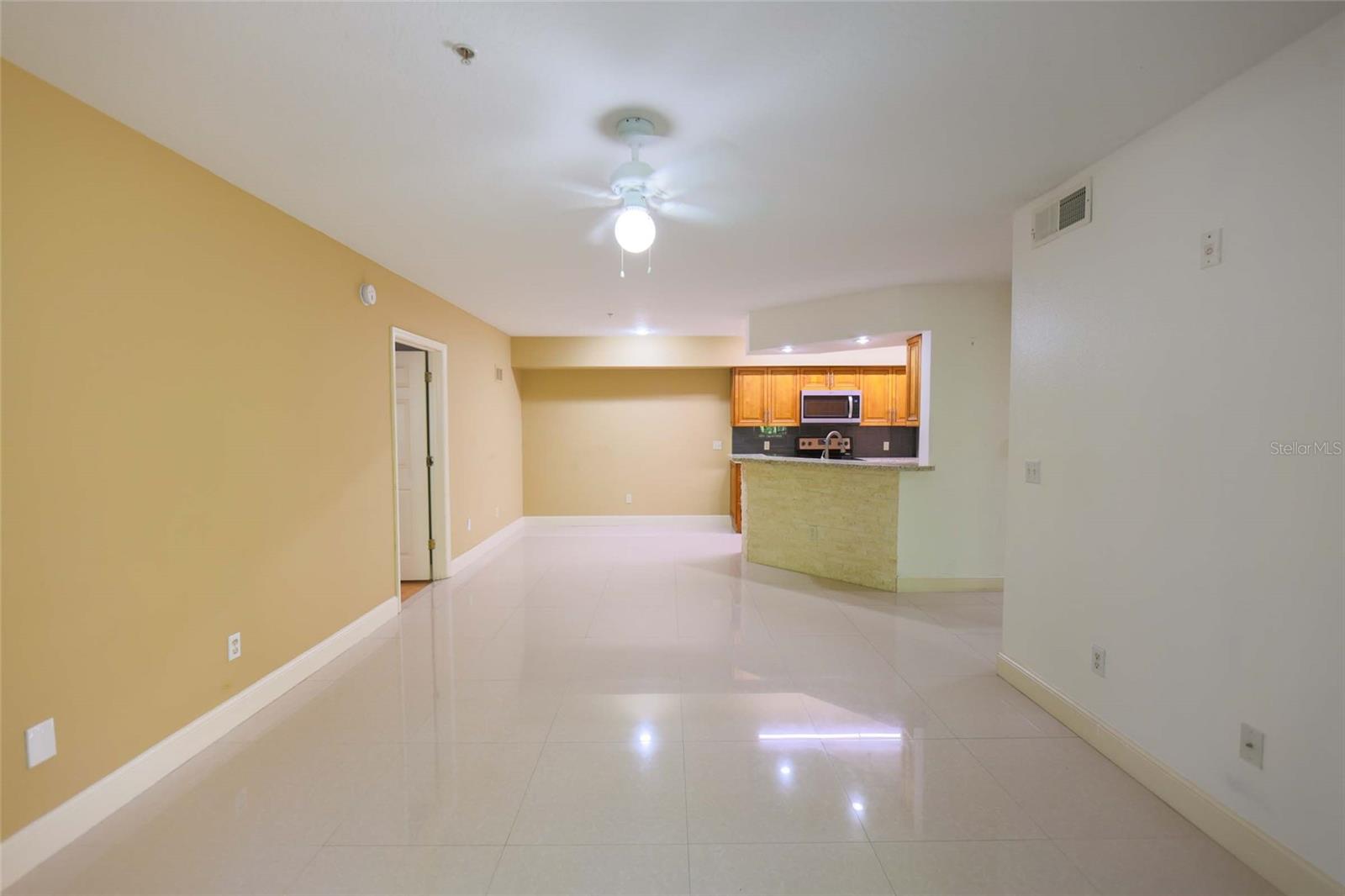 CREST/WATERFORD LAKES - Residential