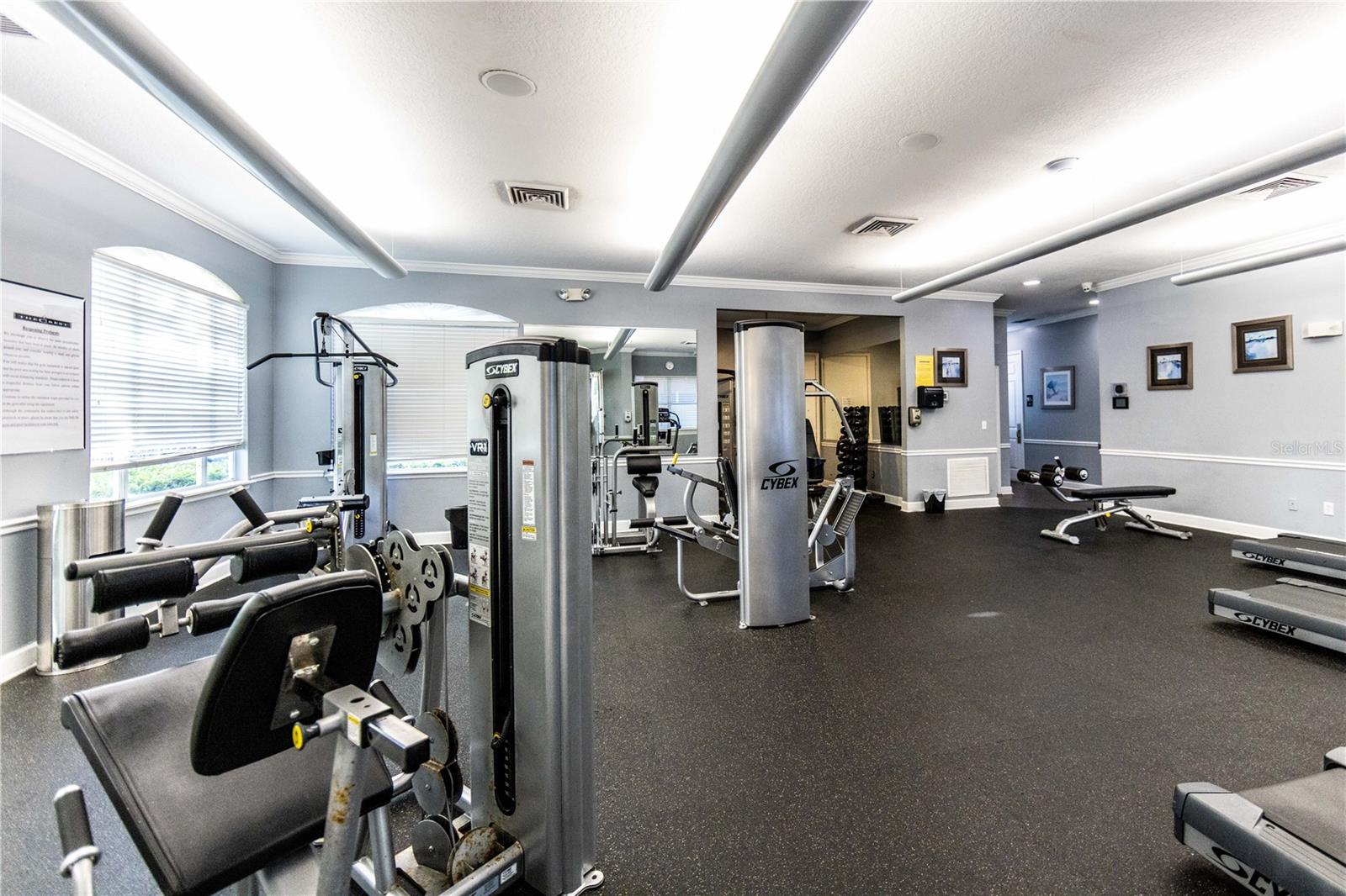 CREST/WATERFORD LAKES - Residential